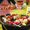 Grătar de grădină cu cărbune GrillMaster cu capac model mobil, pe roţi, cu raf