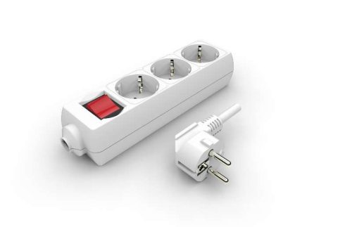 Zelux Distribuţie 3x16A Priză cu întrerupător 1m